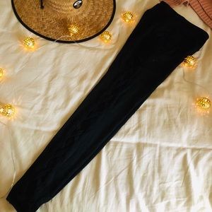 Forever 21 black leggings